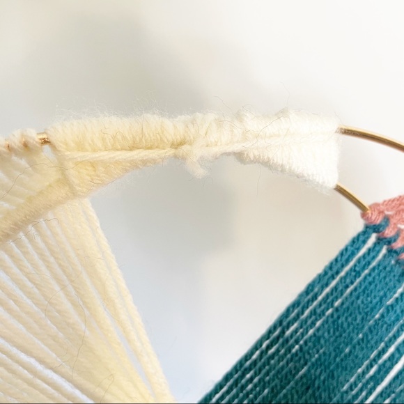 NEW! Handmade Yarn Wall Hanging - Picture 6 of 9
